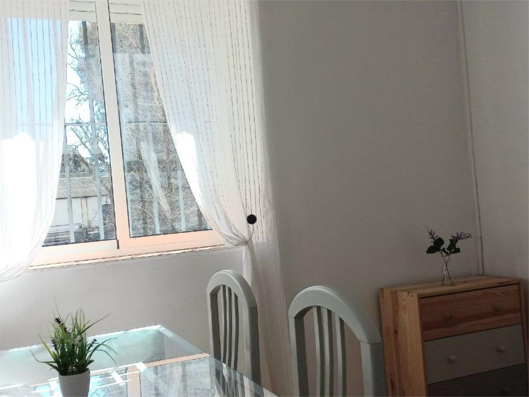 Piso en  Calle Calzada del Arroyo 6 - Foto 10