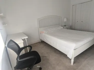 Apartamento en  Calle Aviación Española 4 - Foto 3