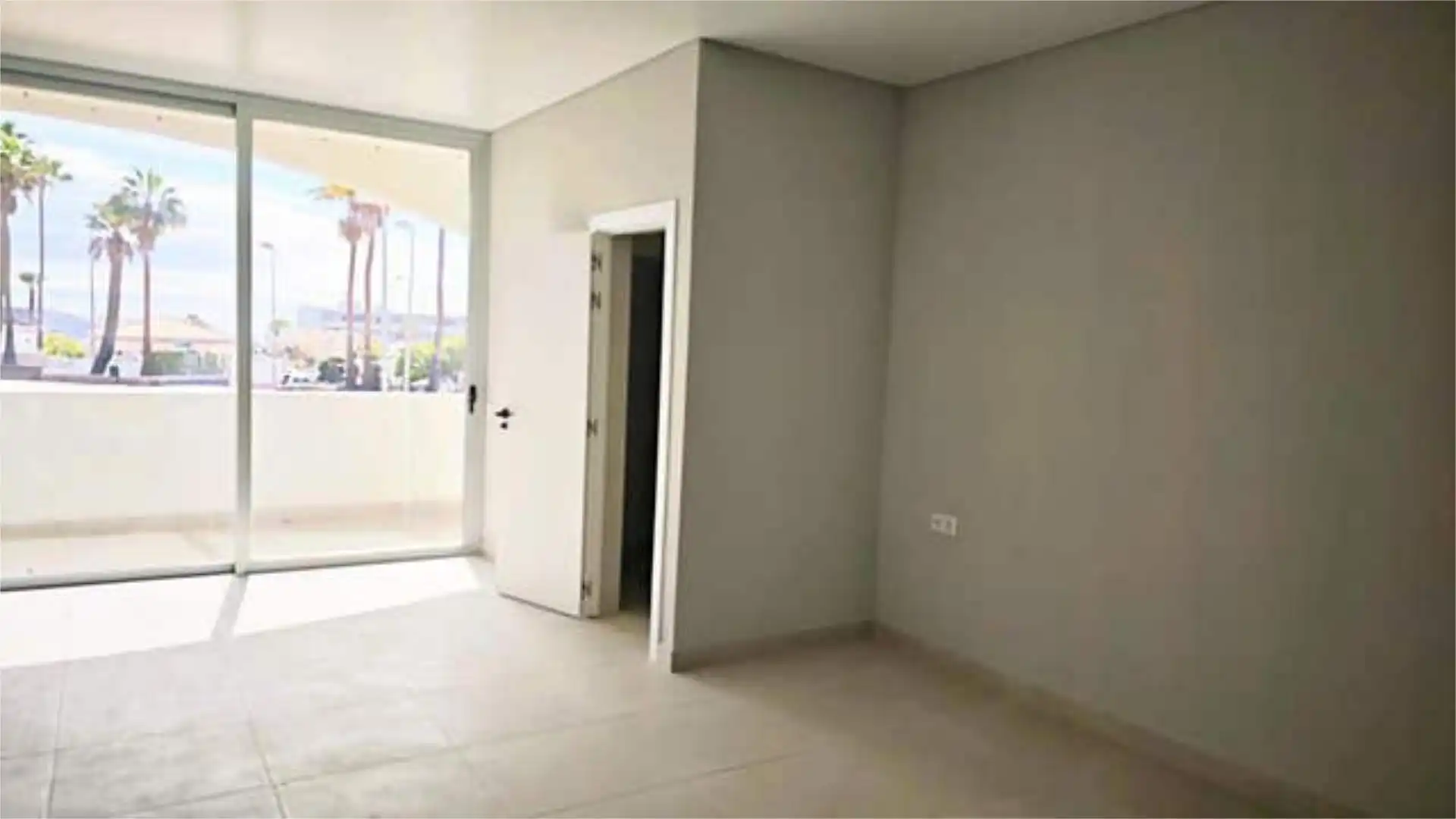 Piso en Se vende lote de 8 apartamentos - Foto 3