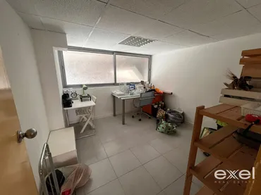 Local comercial en Cornellà de Llobregat - Foto 13