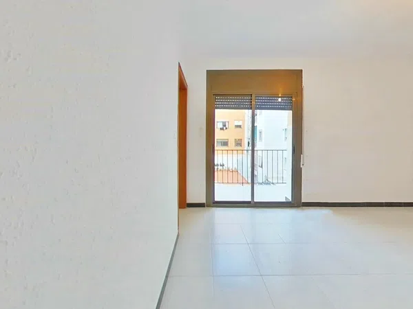 Piso en Barrio Cerdanyola sur - Foto 7