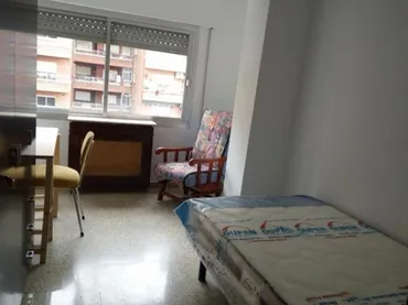 Piso en  Avenida de Andalucía 16 - Foto 3