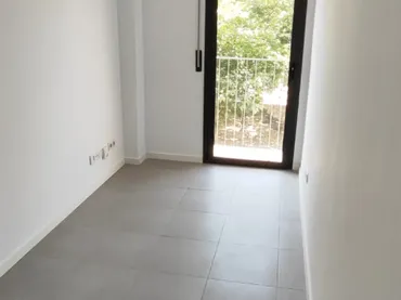 Piso en  Carrer de Granada - Foto 7
