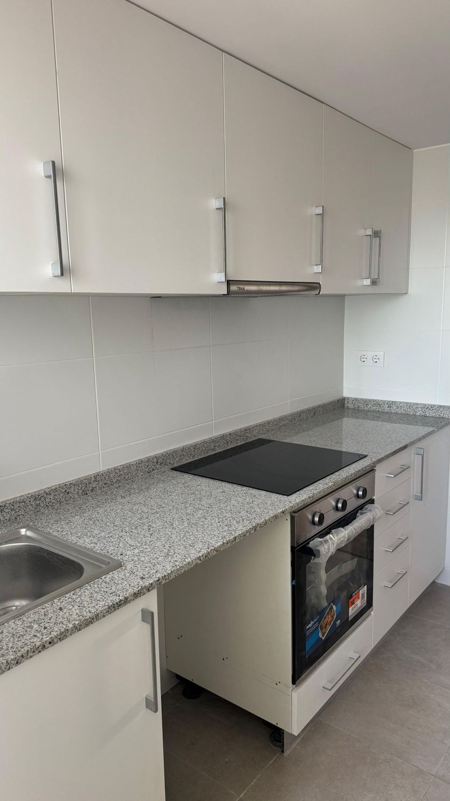 Piso en Avenida Mare de Déu de Bellvitge, 220, Bellvitge - Foto 12