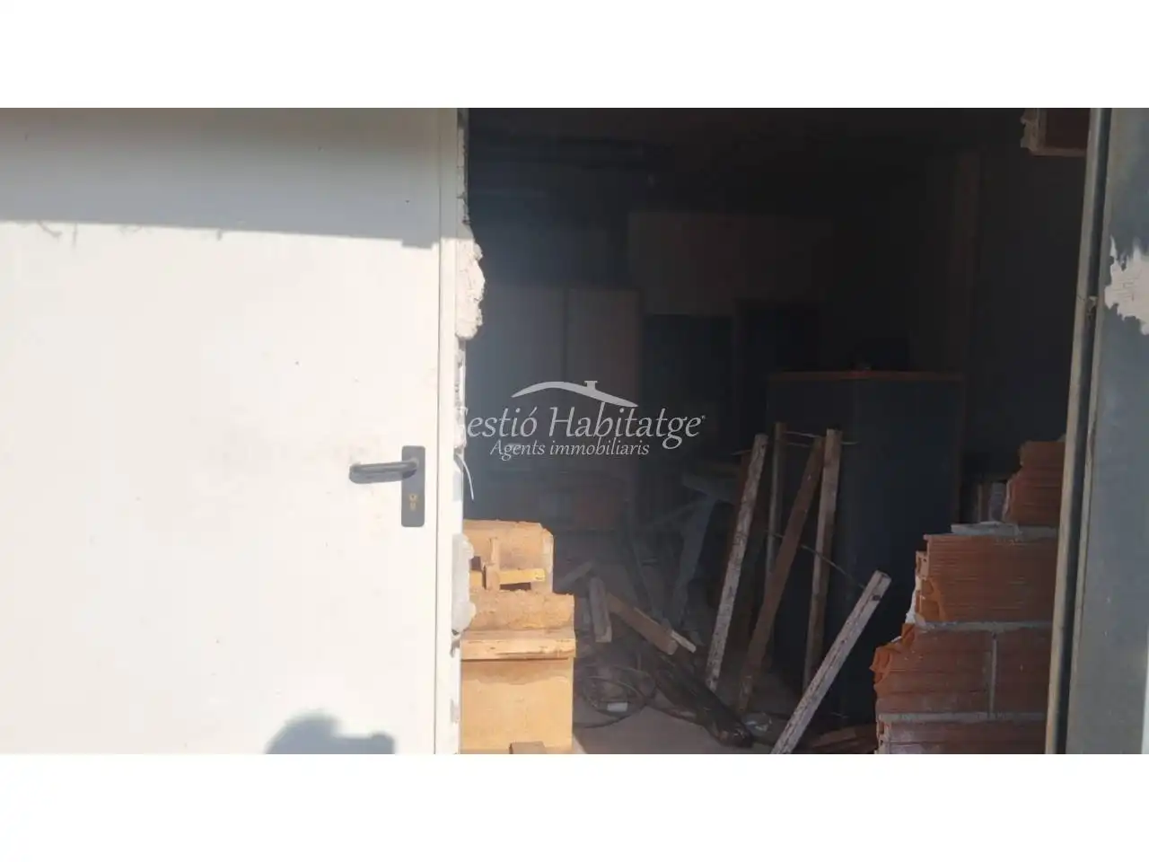 Local comercial en Badalona - Foto 3