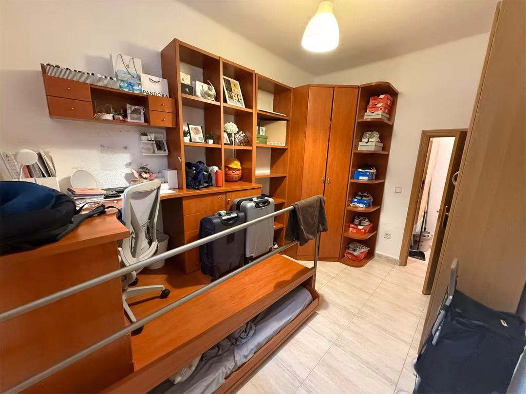 Piso en  Calle Madres Plaza de Mayo 15