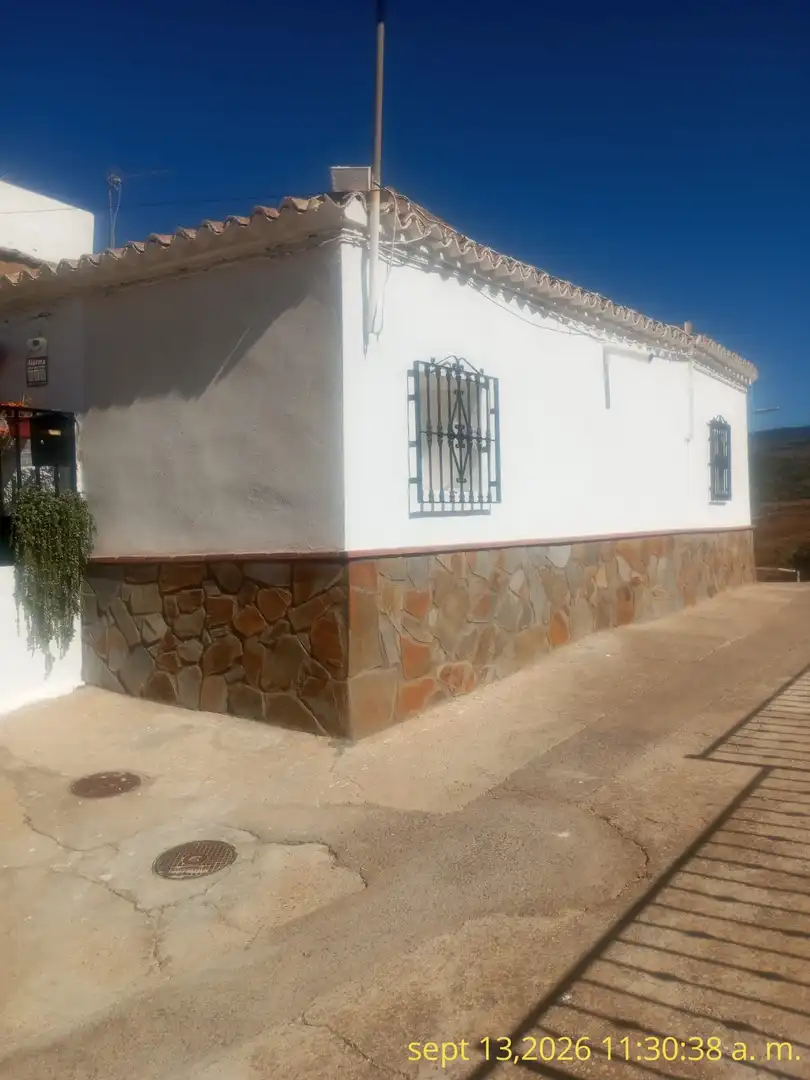 Casa adosada en  Calle Baza 4 - Foto 2