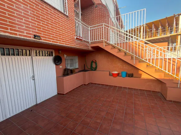 Chalet adosado en Calle la Hacilla, 29 - Foto 3