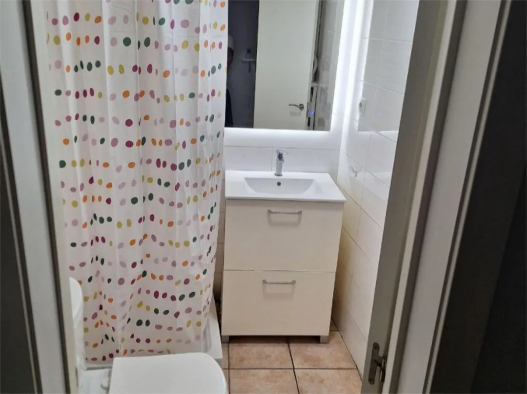 Casa adosada en  Carrer de Còrdova 242 - Foto 14