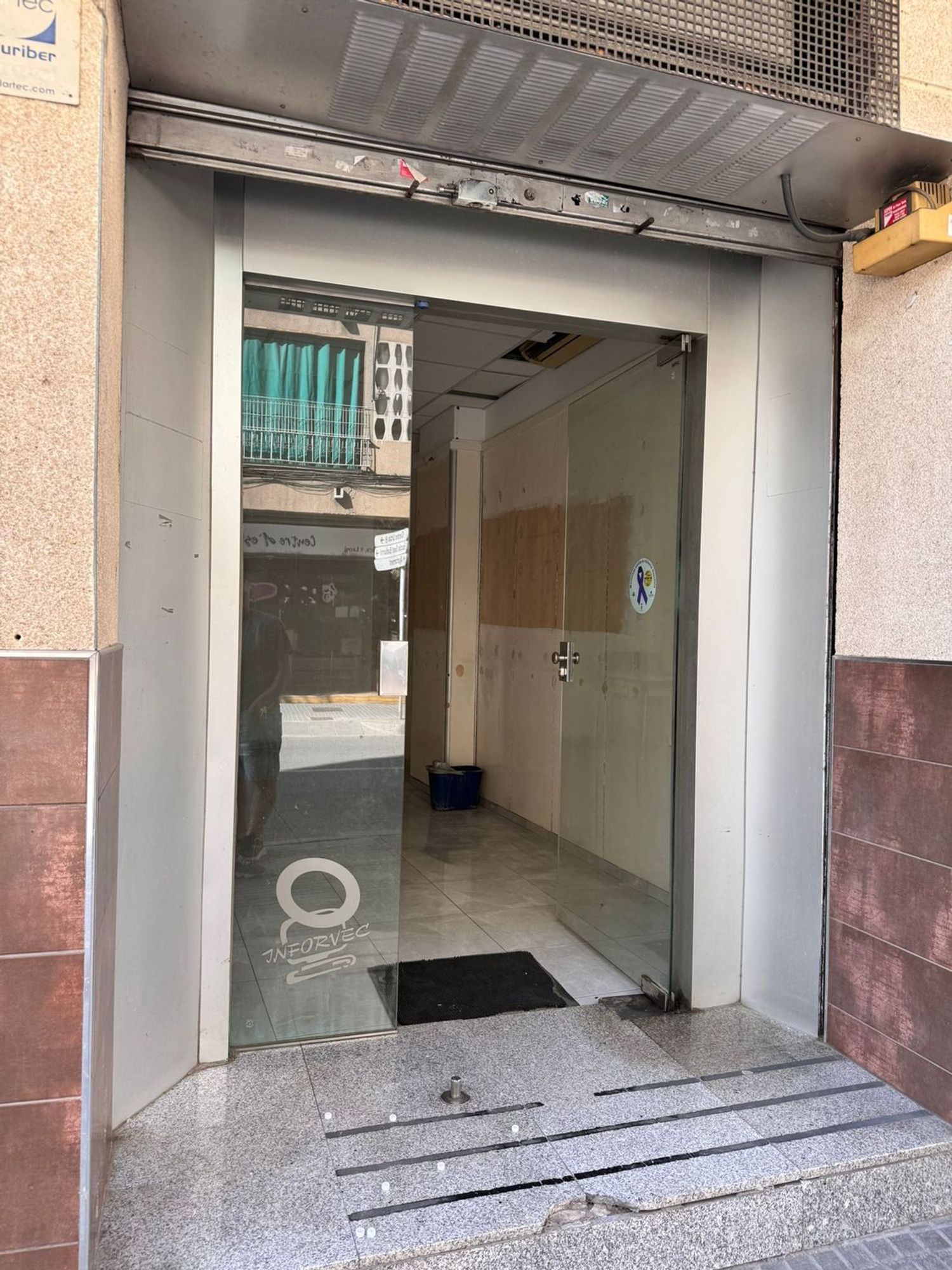 Local en Avenida de l'Onze de Setembre, 5 D - Foto 7