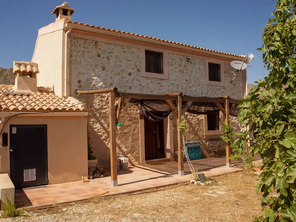 Casa rural en Via Camino la Charrara s/n - Foto 3