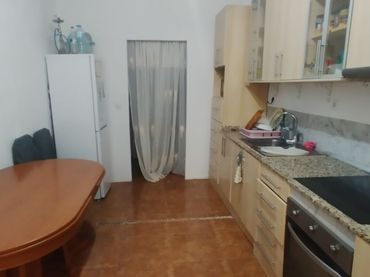 Piso en  Carrer de Jaume Ferran 7 - Foto 3