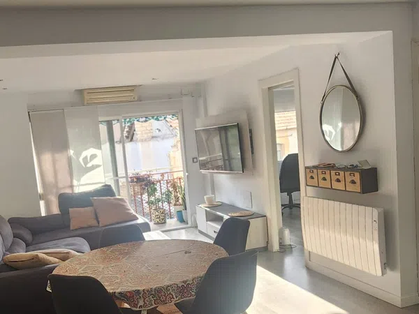 Piso en calle València, 13