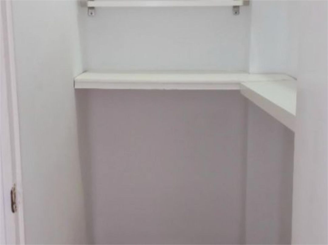 Piso en  Calle Calzada del Arroyo 6 - Foto 9