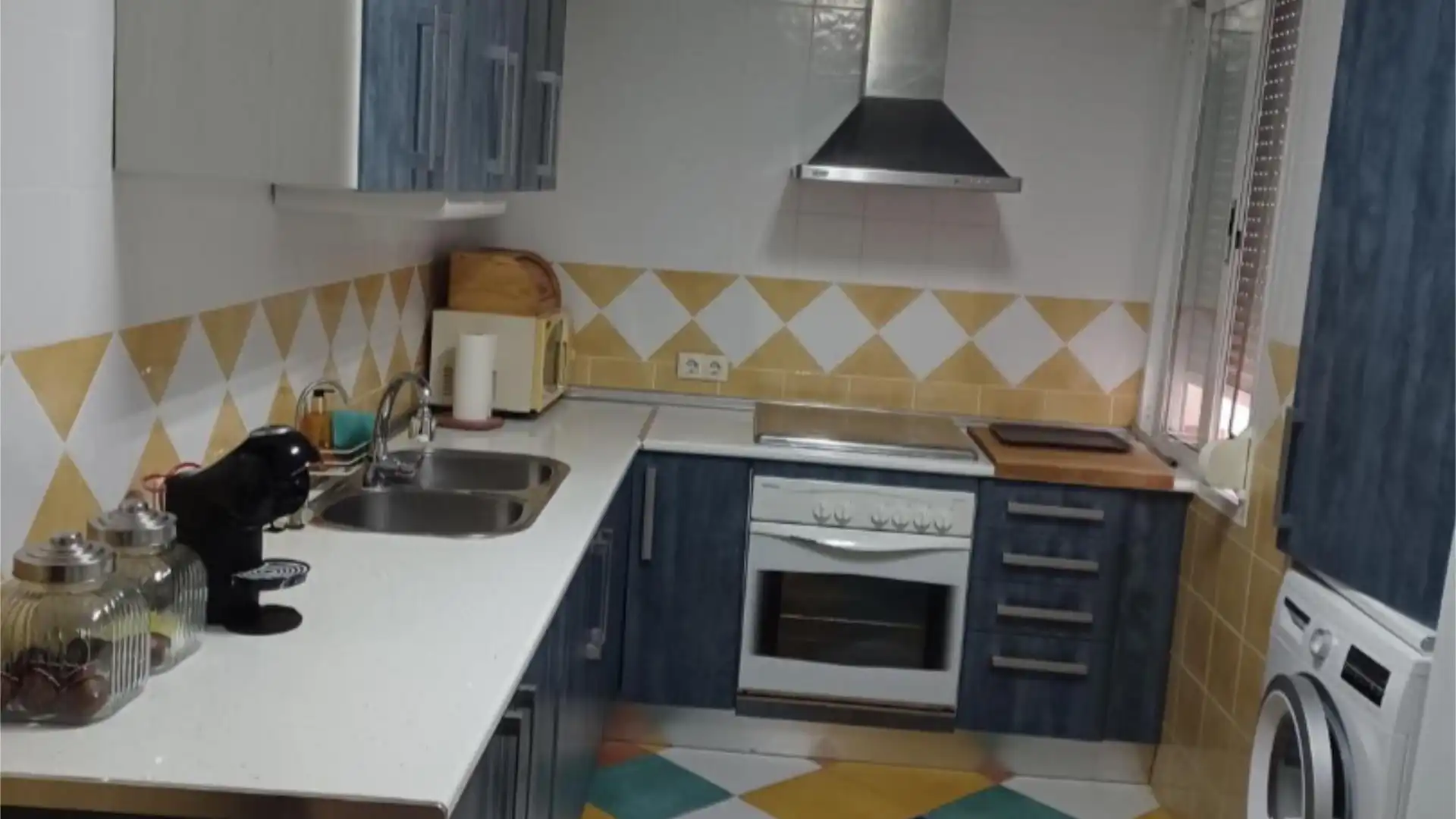 Piso en  Avenida de la Roca 1 - Foto 1