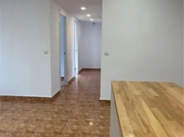 Casa adosada en Urbanización les canyaes - Foto 6