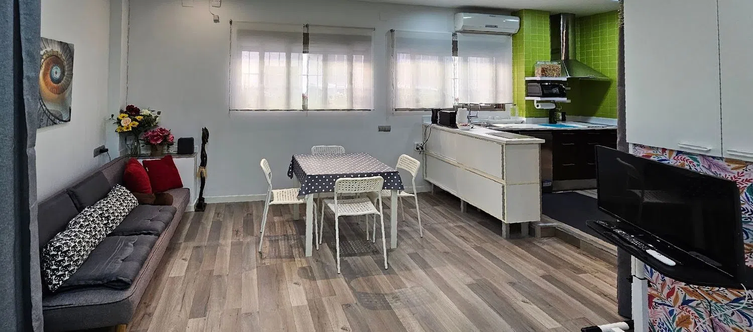 Estudio en calle de Montitxelvo, 21 - Foto 1