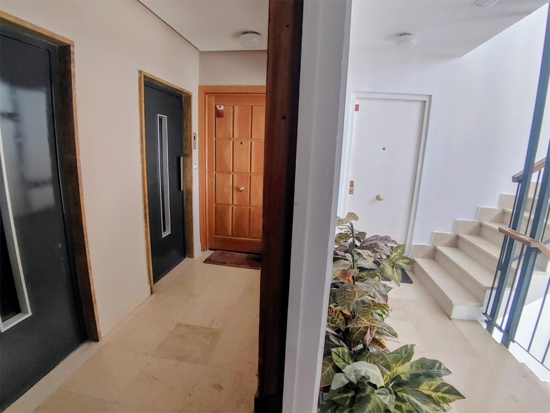 Piso en  Calle de Santander 5 - Foto 8