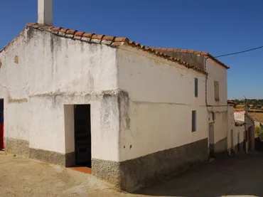 Casa adosada en  Travesía Florinda de la Cava 2 - Foto 2