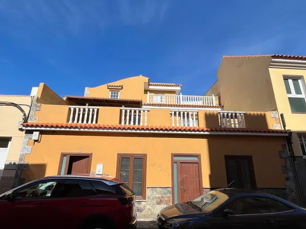 Chalet adosado en Calle la Longuera, 92 - Foto 1