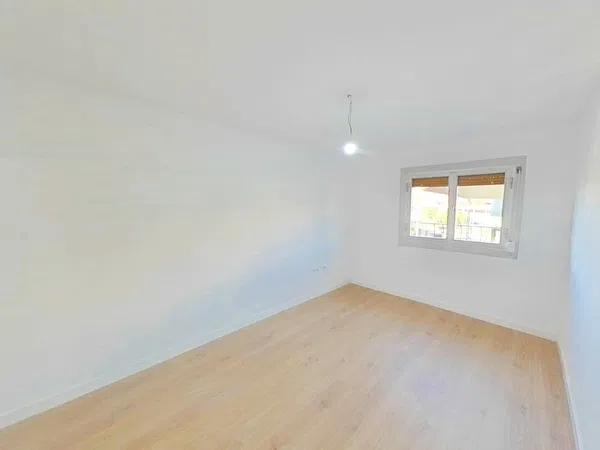 Piso en Barrio Pubilla Cases - Foto 6