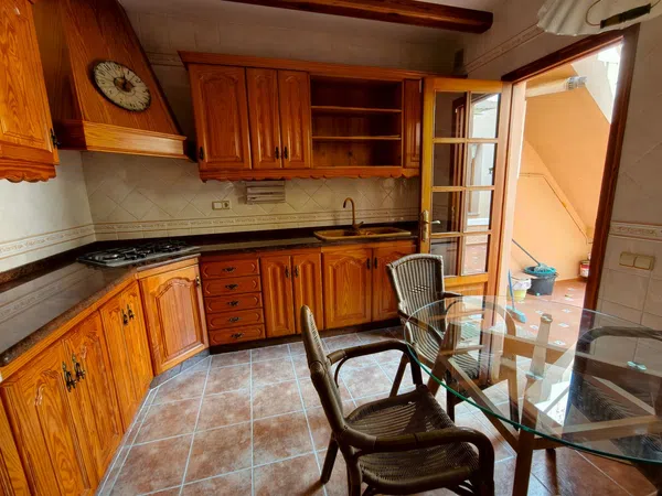 Casa o chalet independiente en Calle de Gabriel i Galán, 11 - Foto 8
