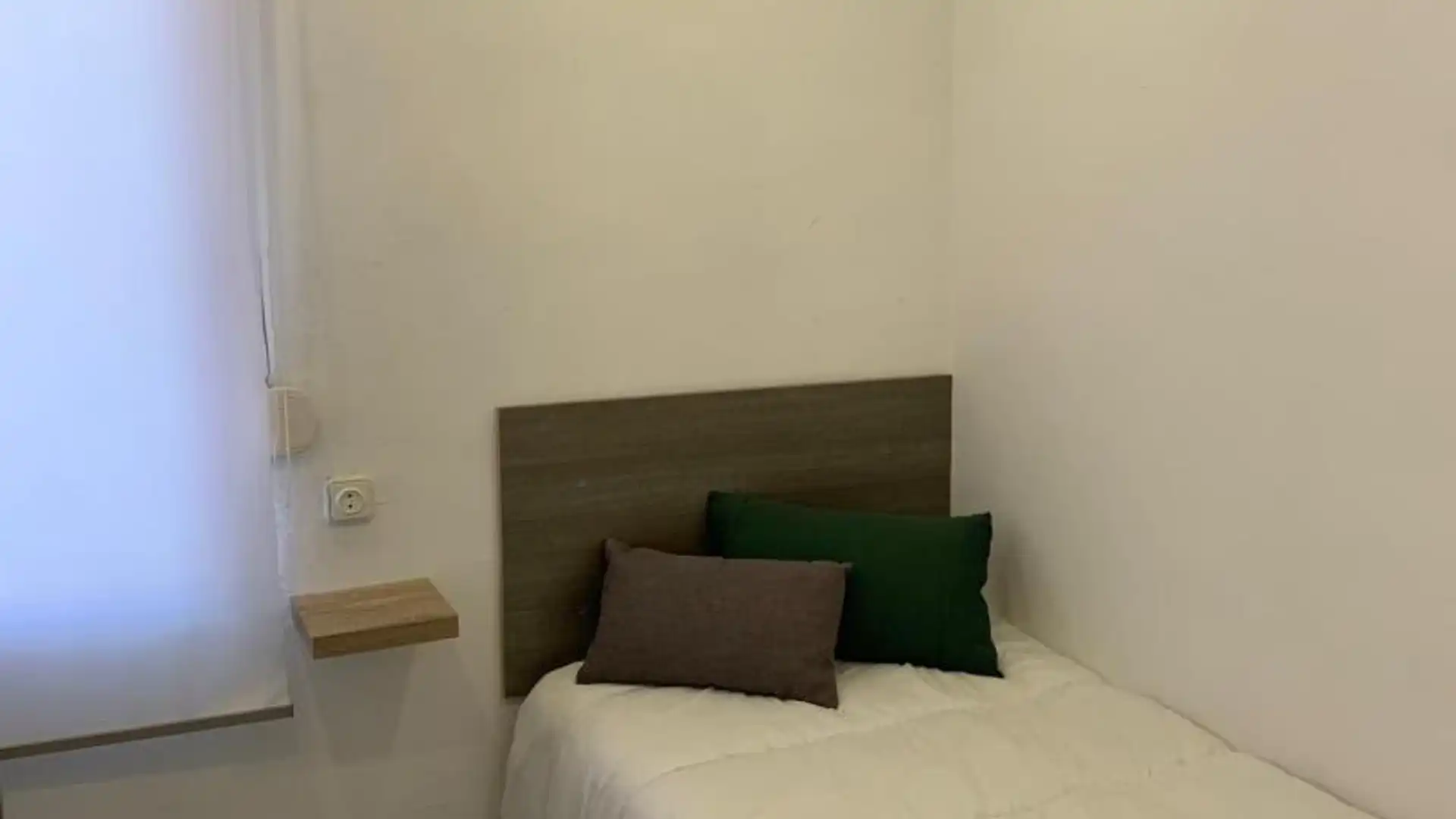 Piso en  Pasaje de Teba 2 - Foto 3