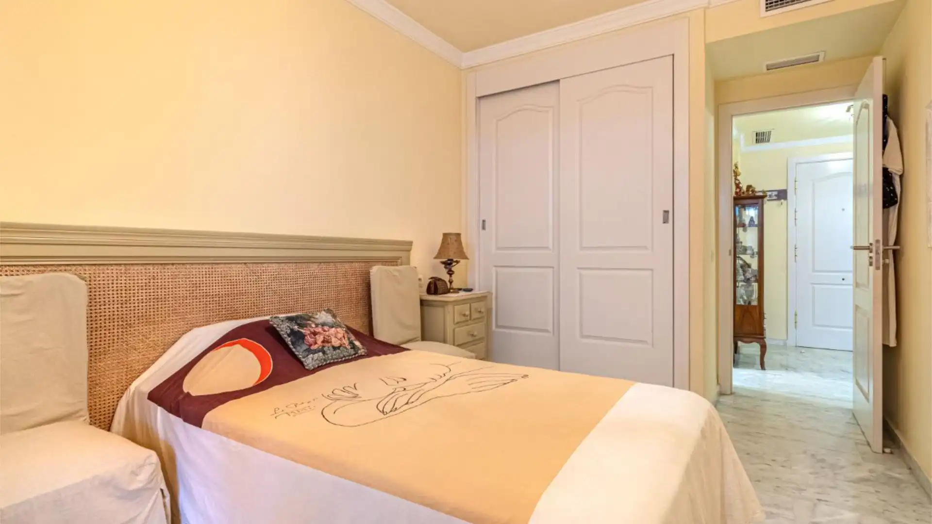 Piso en  Avenida Conde Rudi 2 - Foto 10