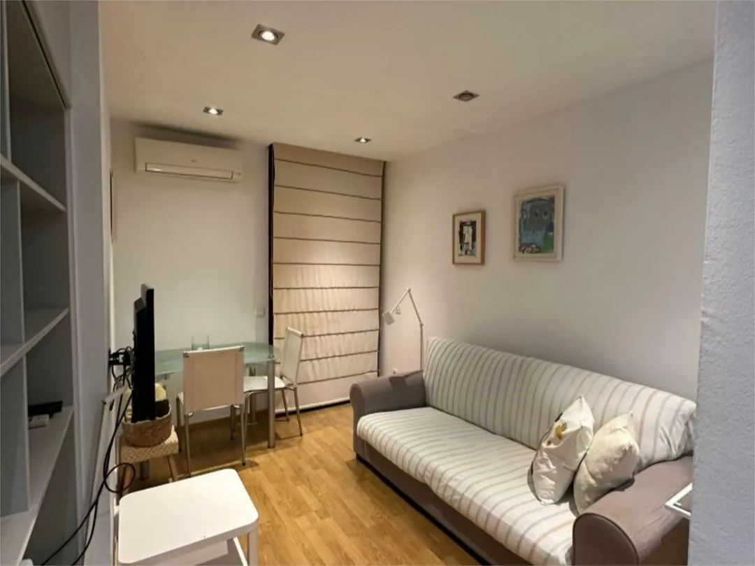 Piso en  Calle Nicolás Estévanez 35 - Foto 8