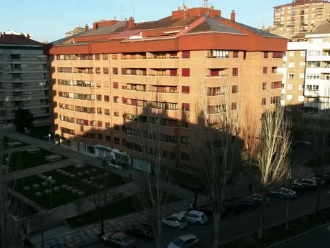 Piso en calle Pintor Asarta, 6 - Foto 4