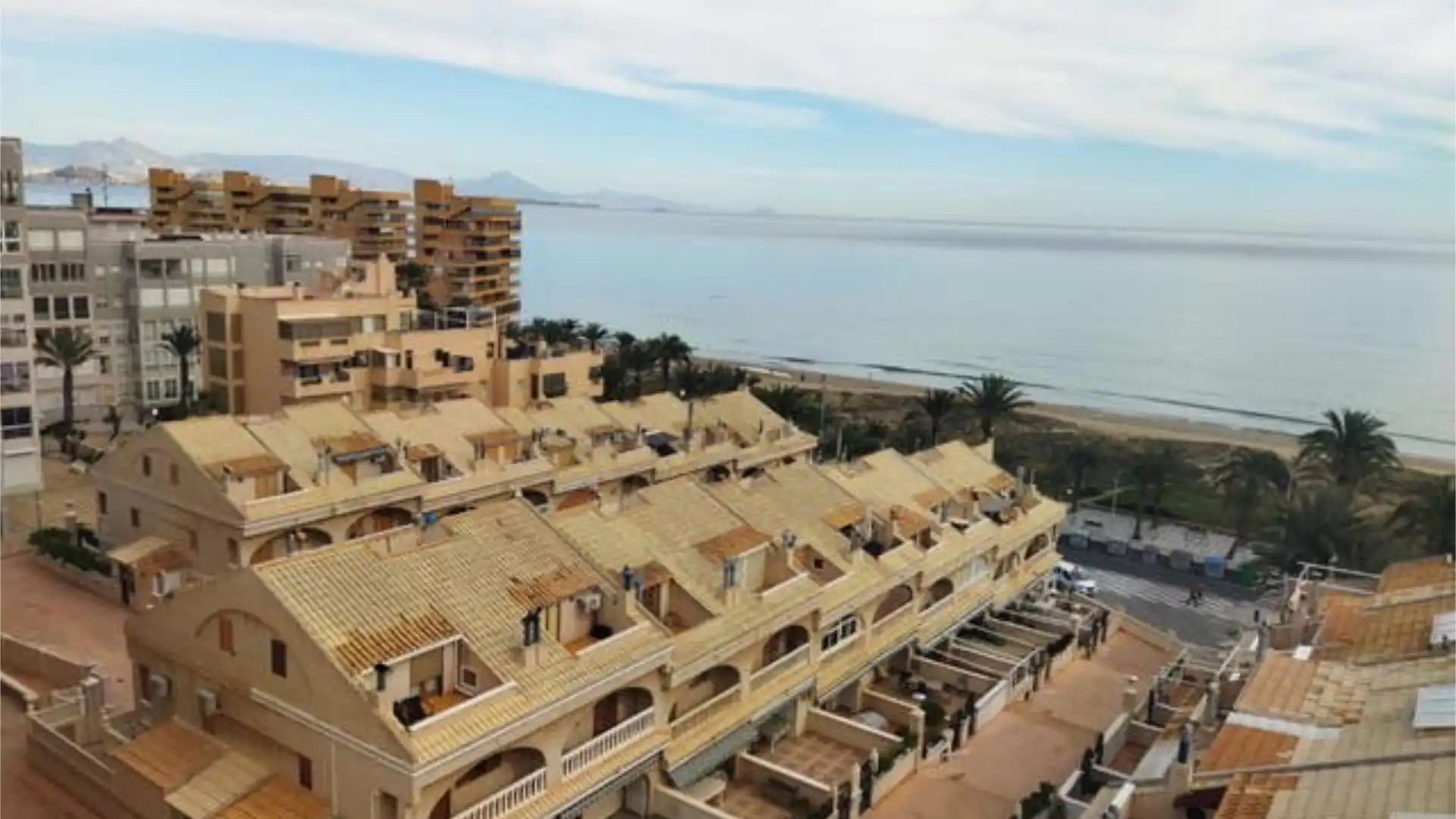 Ático en Primera linea de playa - Foto 7