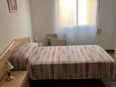Piso en  Carrer d'Agustina d'Aragó 7 - Foto 4
