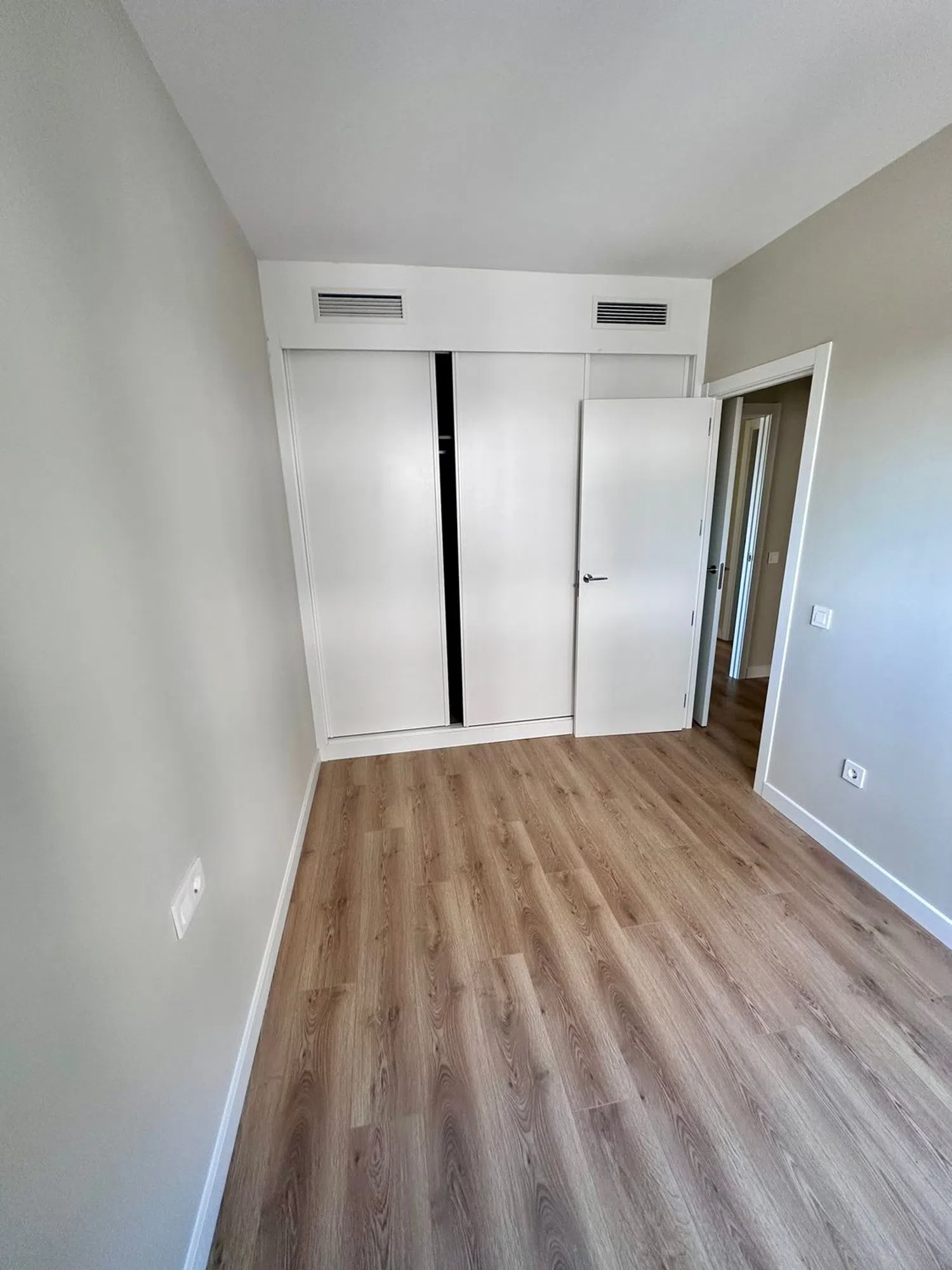 Piso en avenida de las Ciencias, 23 - Foto 5