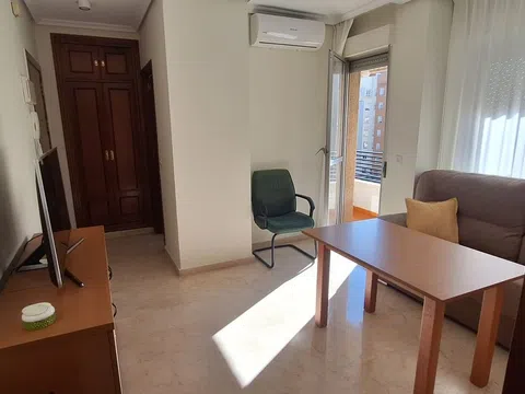 Piso en calle Luis de Morales, 1