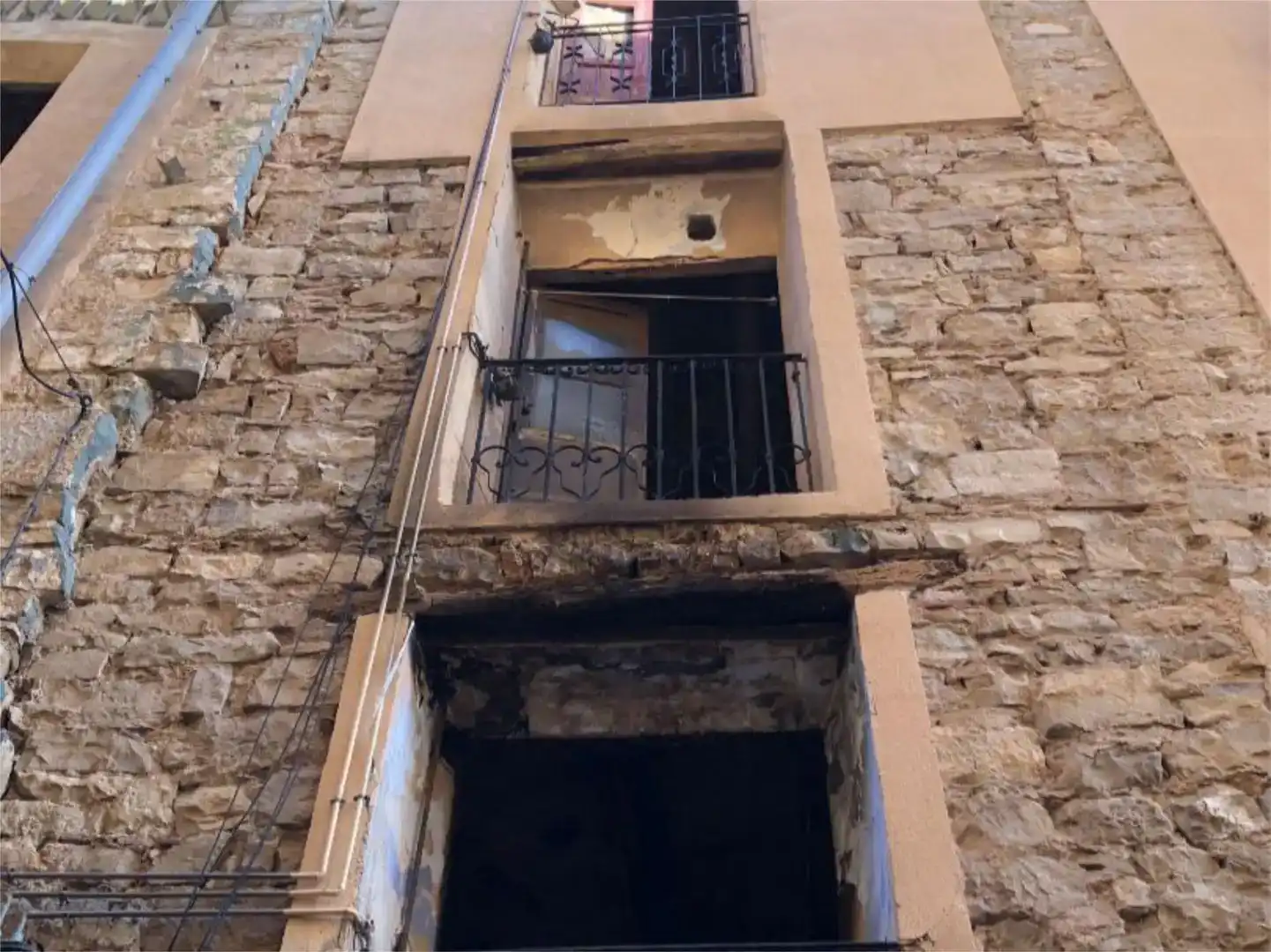 Casa adosada en  Calle del Barranco 24 - Foto 3