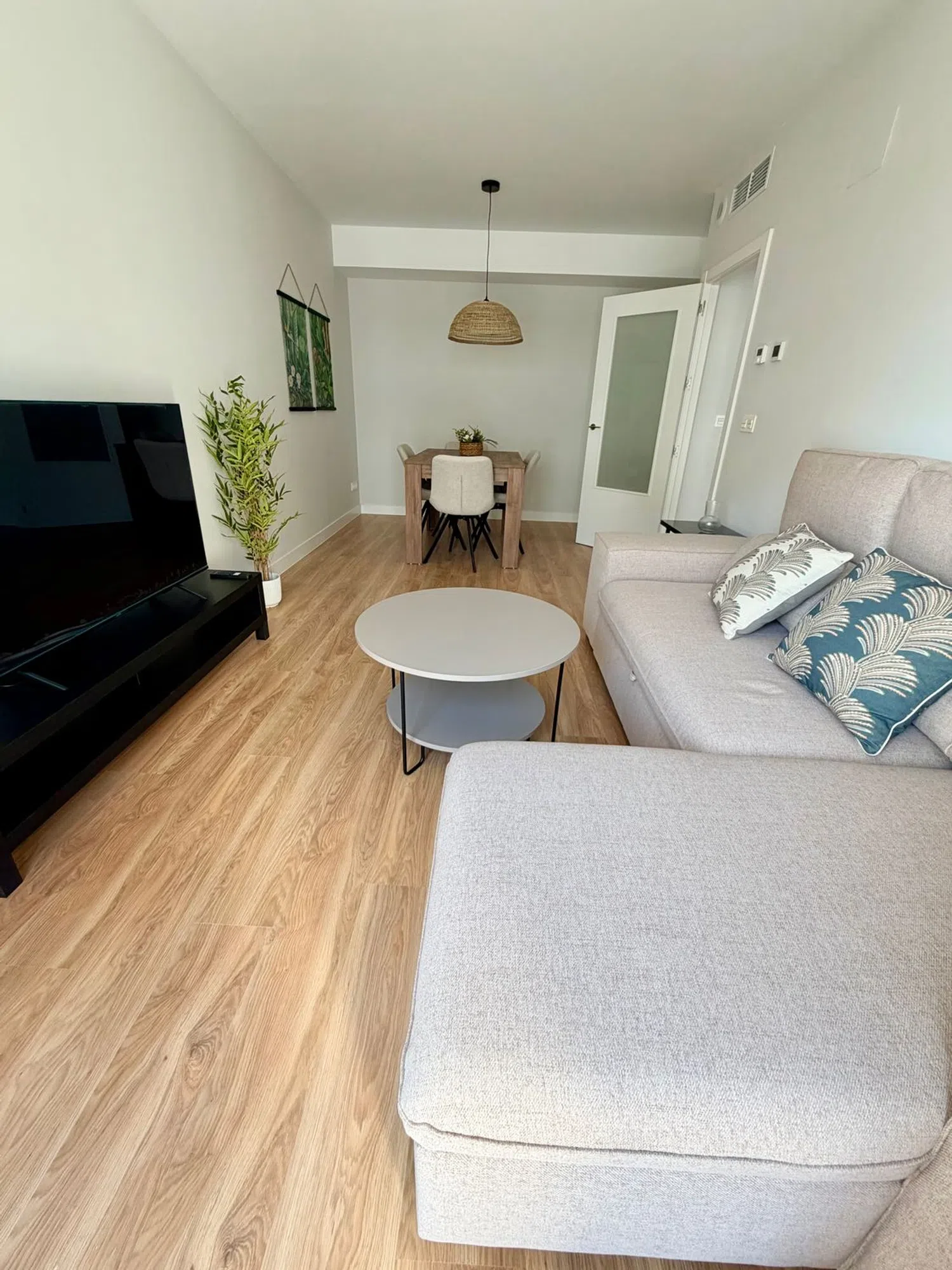 Piso en calle del Filólogo Julio Casares, 40 - Foto 1