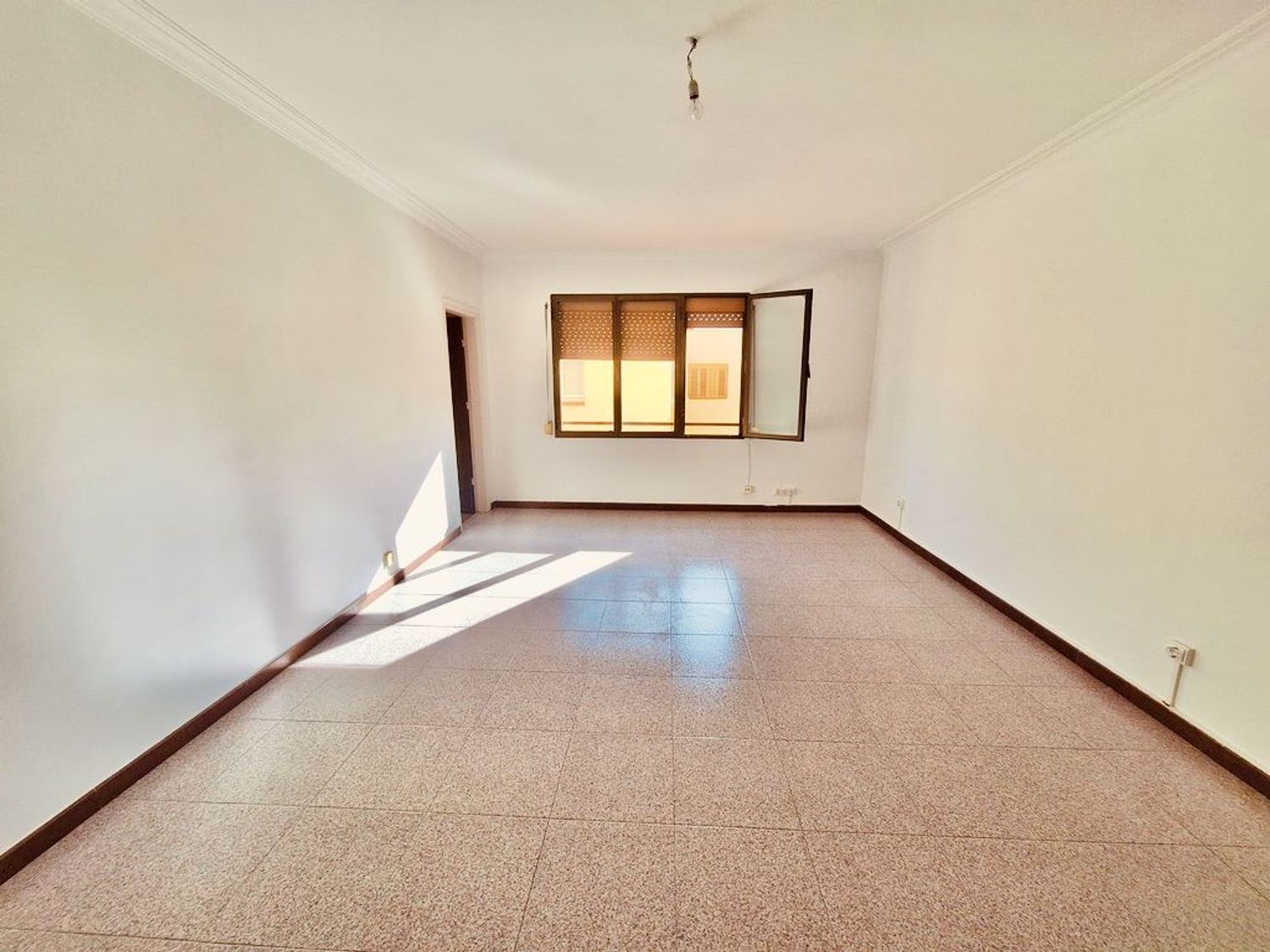 Piso en calle d'Anna Piferrer, 10 - Foto 3