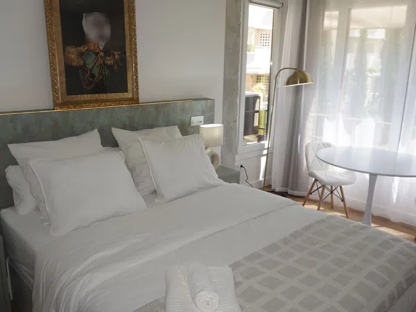 Estudio en avenida del Prado, 10 - Foto 1