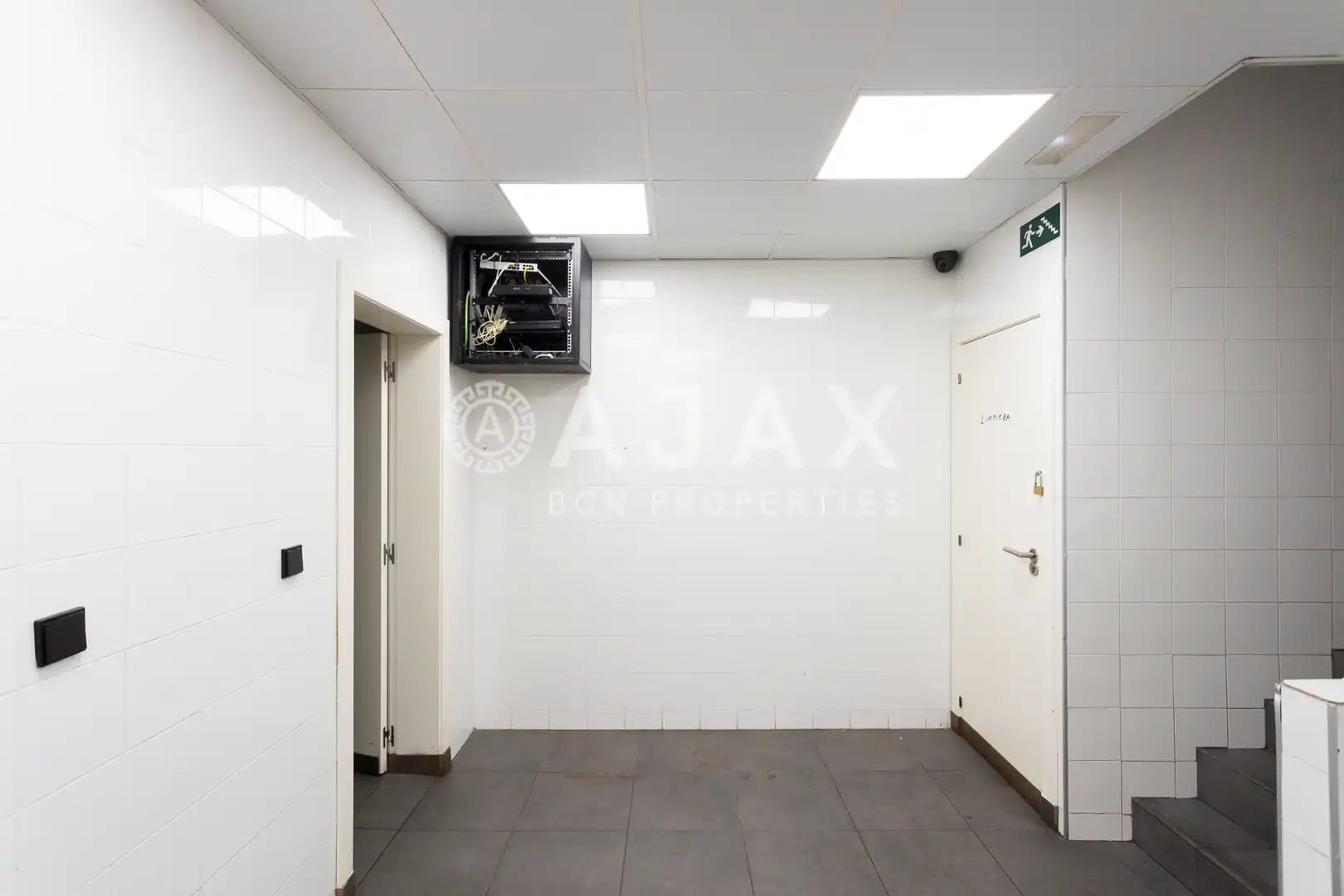 Local comercial en  Carrer de Mandri - Foto 33