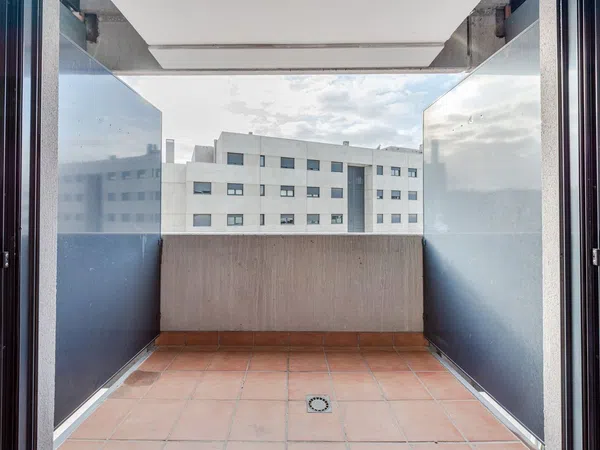 Piso en avenida Joan Miró - Foto 6