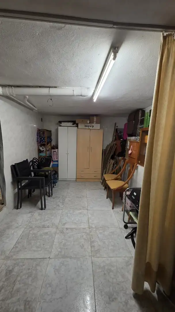 Casa adosada en  Avenida Felipe Corchero 5 - Foto 5
