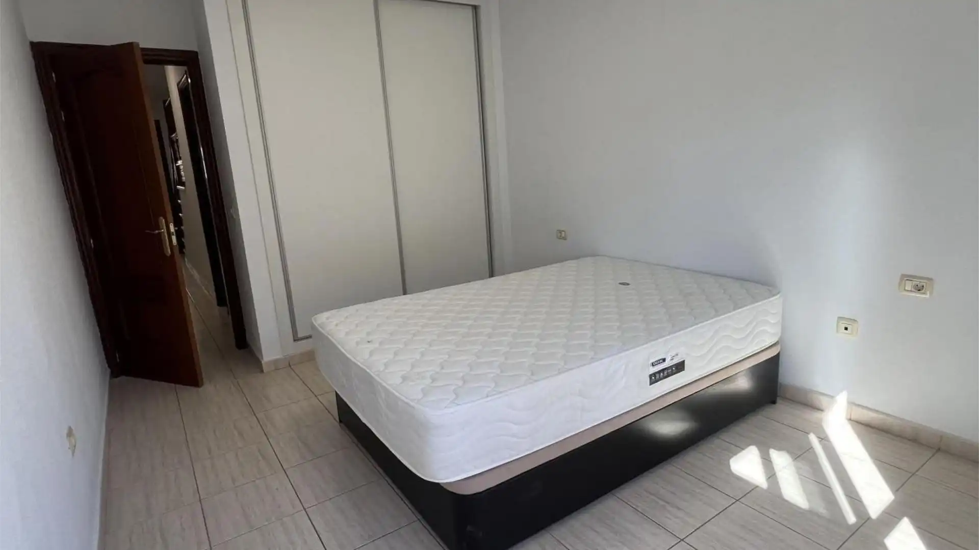 Piso en  Calle Llano Mora 11 - Foto 10