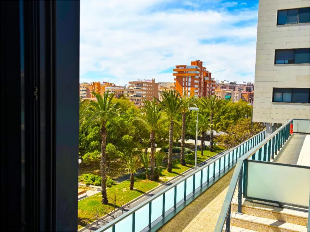 Piso en  Calle Granja de Rocamora 4 - Foto 32