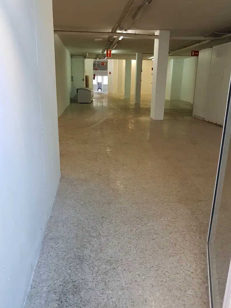Local comercial en Sant Boi de Llobregat - Foto 8