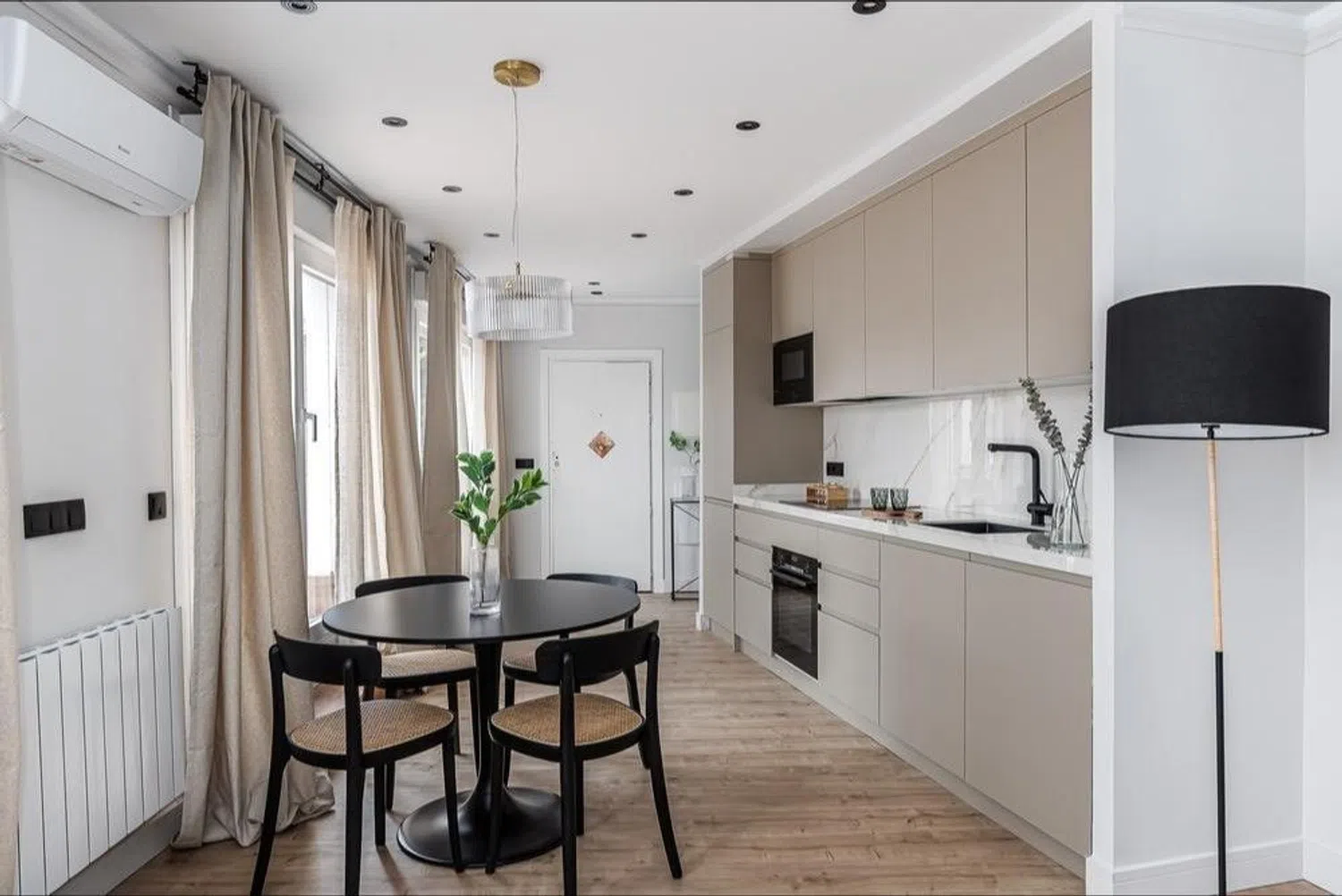 Piso en C. de Menéndez Pidal, 30 - Foto 2