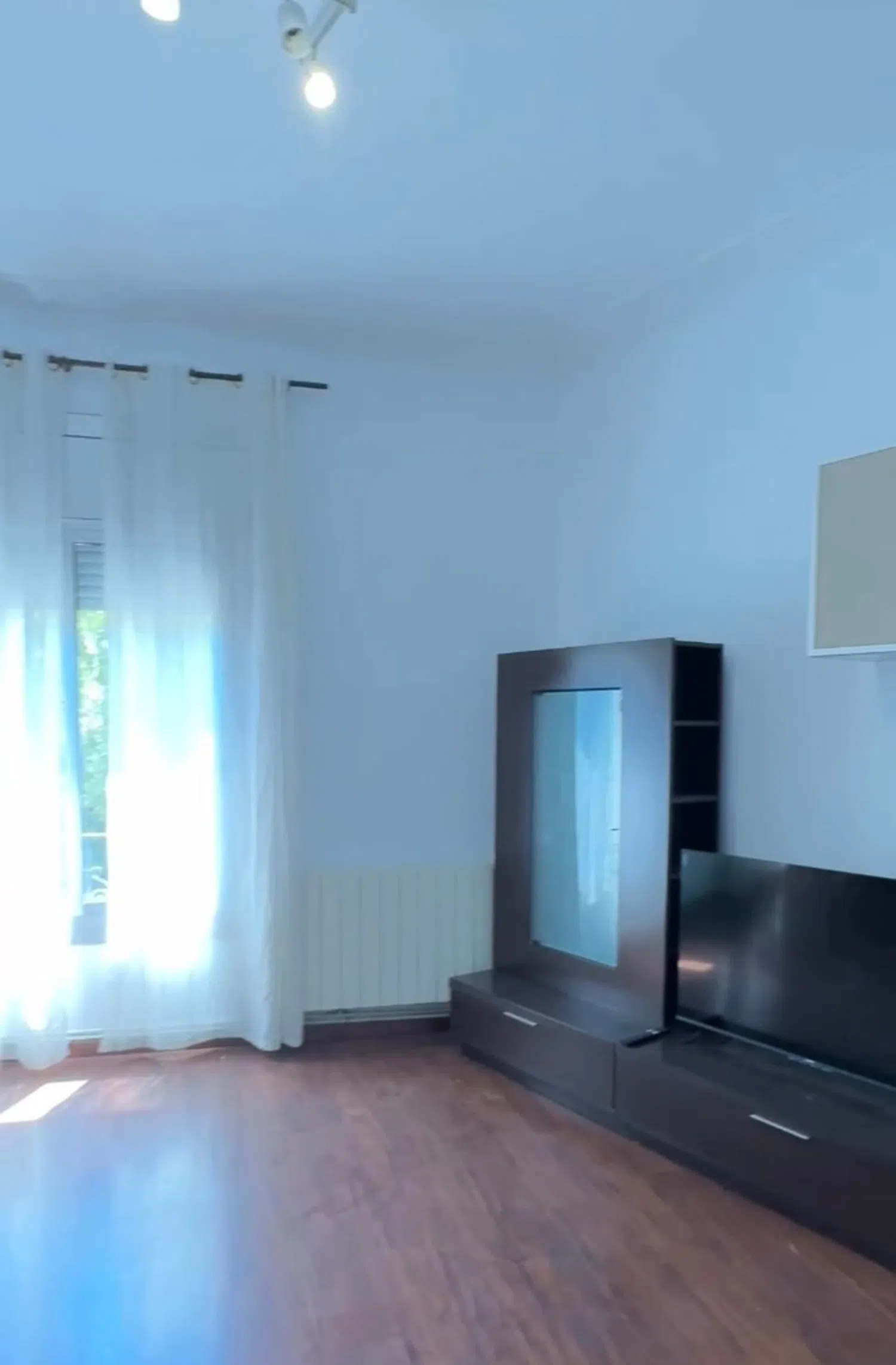 Piso en Barrio El Camp de l'Arpa del Clot - Foto 1