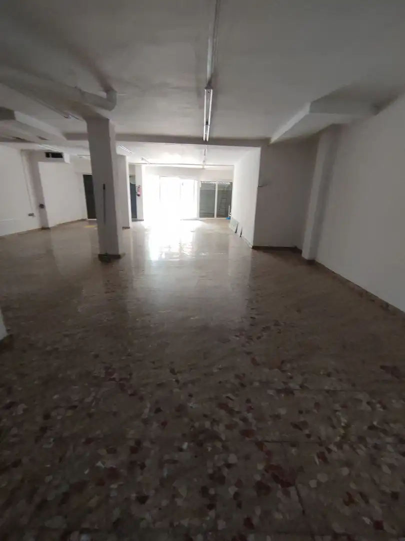 Local comercial en  Carrer de Can Flequer 21 - Foto 4