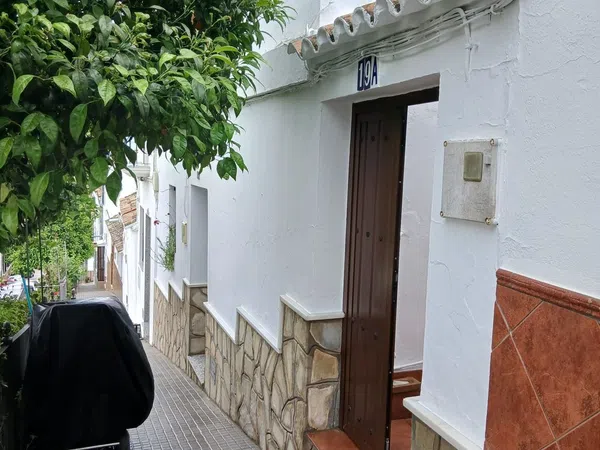 Chalet adosado en Calle Perez Galdos, 19 a - Foto 1
