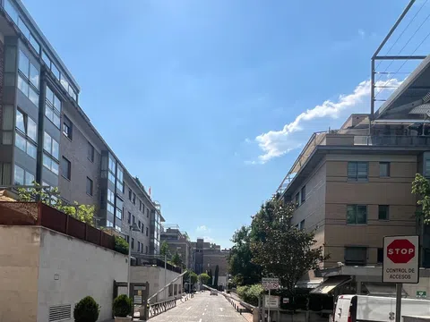 Piso en avenida del Talgo, 124