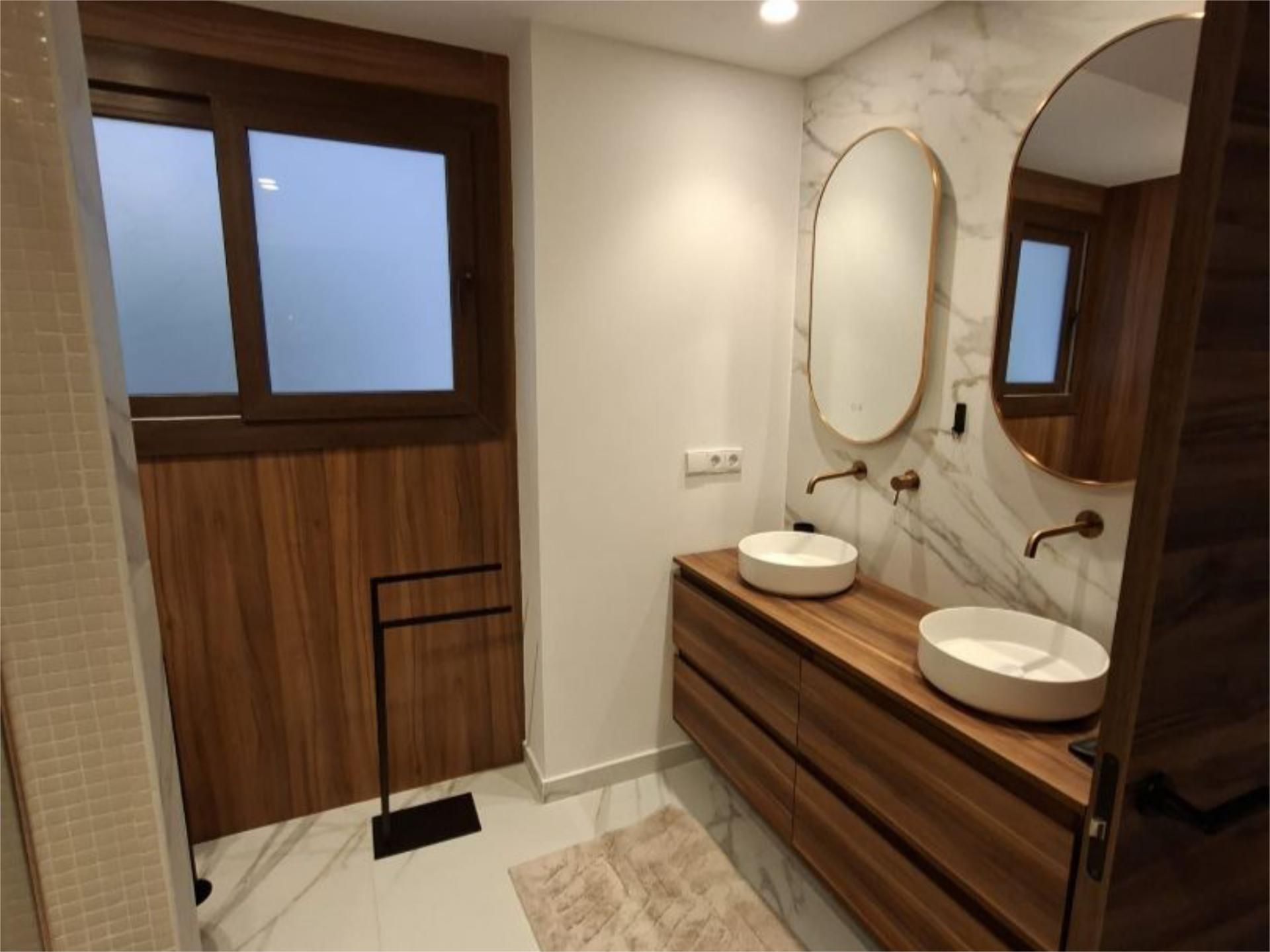 Piso en  Carrer de Lluís de Santàngel 22 - Foto 5